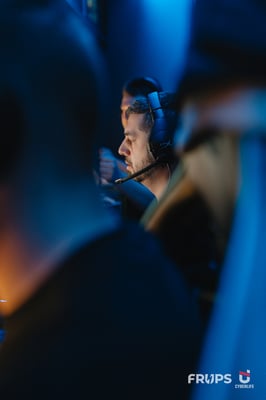 PROJECT: MIX DAY by Frups | PlayOff