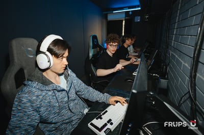 PROJECT: MIX DAY by Frups | PlayOff