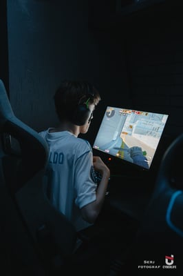 k1ngsMAN- | Elite Protocol