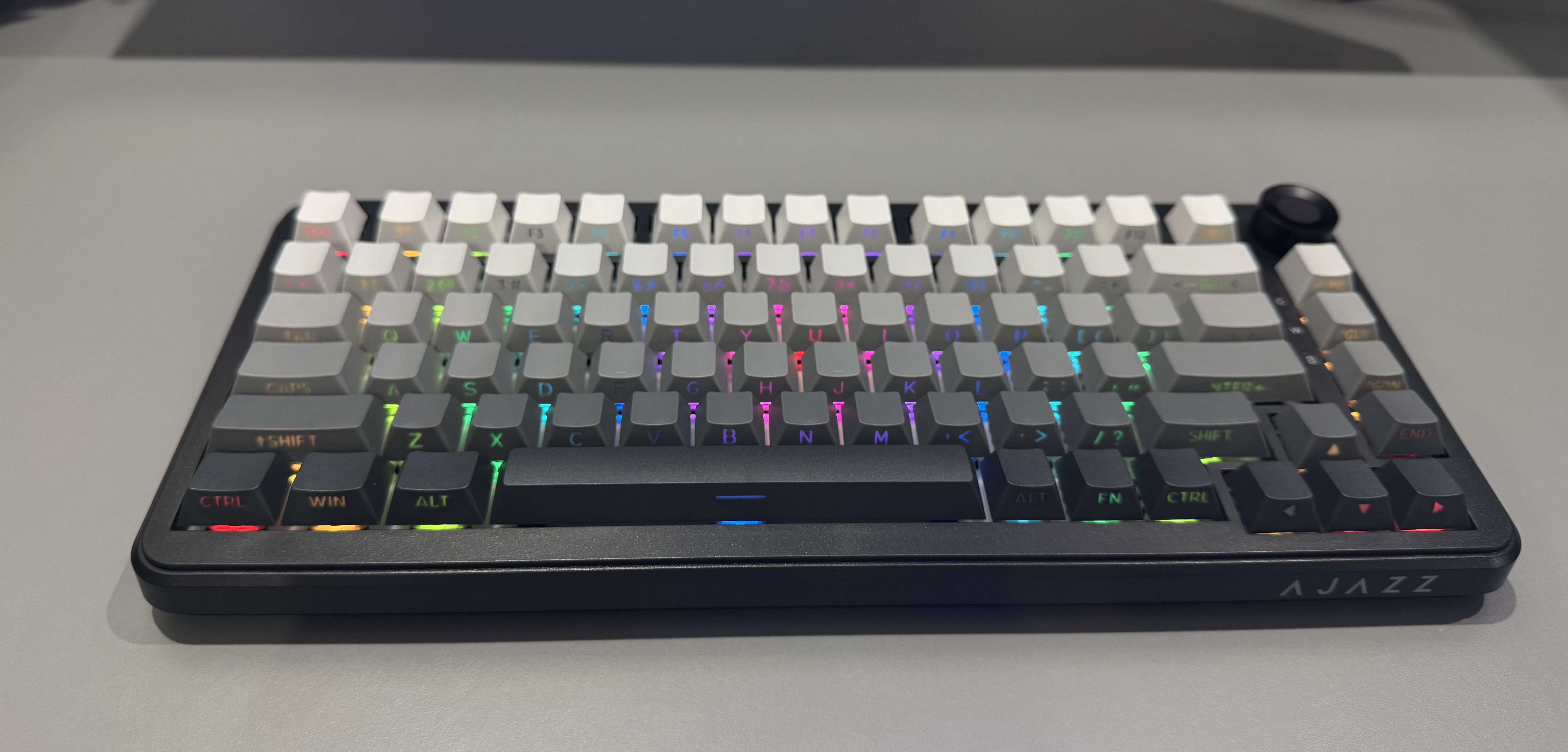 AJAZZ AK820 Max Plus
